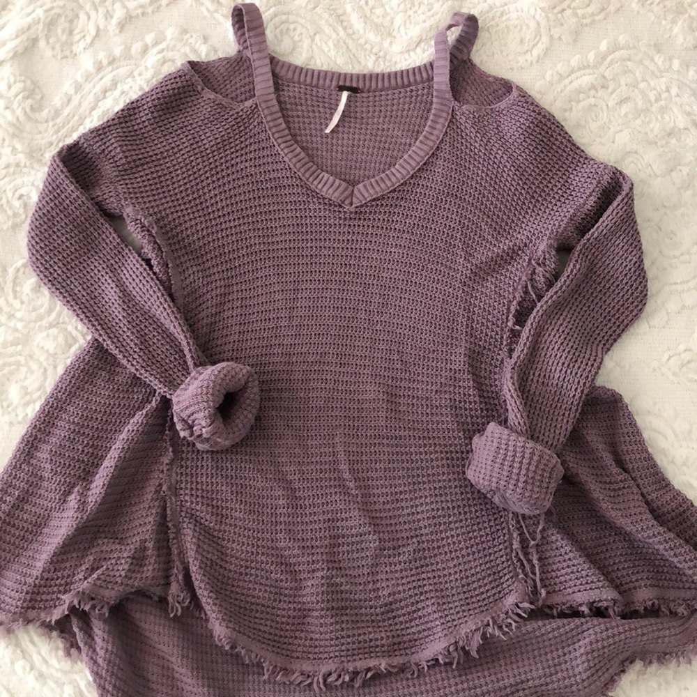 ❤️Free People Purple Cold Shoulder Sweater ❤️